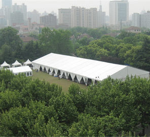 Lancement ignifuge de toit de tente extérieure énorme de mariage de 200 personnes 18 degrés